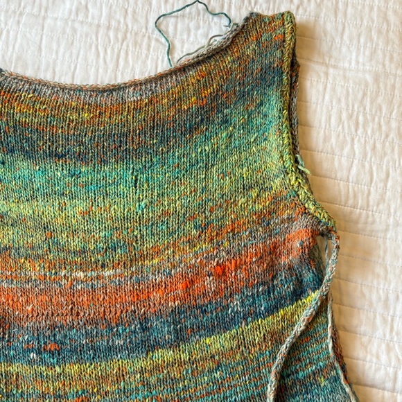 Hand Knit Sleeveless Tank Top - Picture 3 of 7